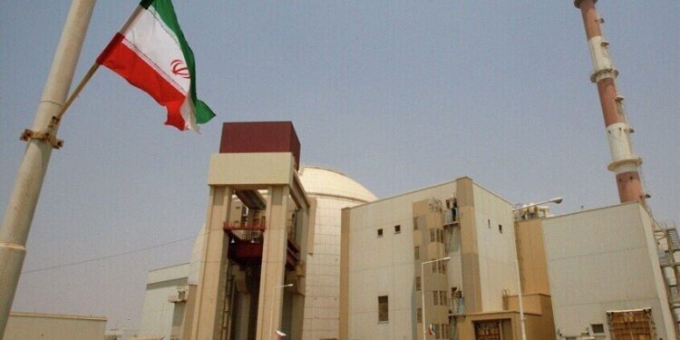 إعلام إيراني: لم يتم التفاوض بشأن أي نوع من نقل المواد النووية إلى أمريكا