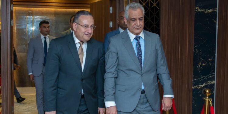 وزيرا “الإنتاج الحربي” و”التعليم العالي” يبحثان أوجه التعاون المشترك في مجالات البحث العلمي والتدريب وتأهيل الكوادر البشرية