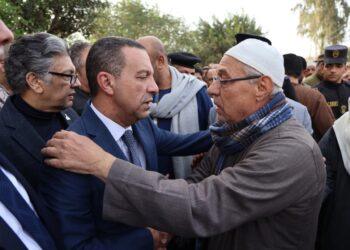 محافظ المنوفية يتقدم جنازة ضحايا حادث السادات بمسقط رأسهم بتلا