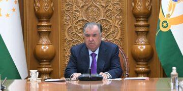 اجتماع عمل لرئيس طاجيكستان لبحث سير الاستعدادات للاحتفال بالذكرى الخامسة والثلاثين لاستقلال بلاده