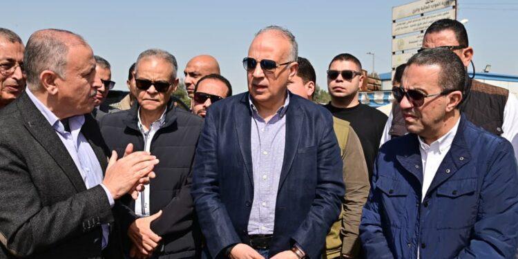 وزير الري يتفقد حالة المنظومة المائية بمحافظة المنوفية