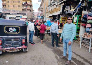 استمرارا لحملات إزالة الإشغالات والمخالفات بمدينة شبين القناطر