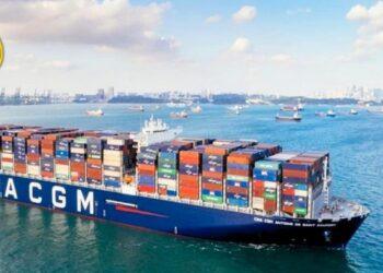 عاجل: بيانات الشحن تكشف: حركة محدودة في مضيق هرمز رغم إعلان وقف إطلاق النار