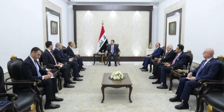 العراق ومصر يبحثان التطورات الأخيرة بالمنطقة والجهود التى تبذلها مصر لخفض التصعيد بالتعاون مع أطراف إقليمية ودولية