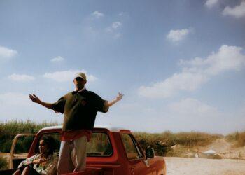 الرابر مهدي مادنس يطلق أولى إصدارات ألبوم “فوبيا” بفيديو كليب على طريقة الفيلم القصير ( فيديو )