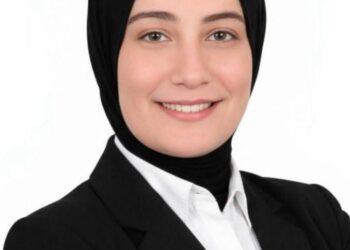 وزير الصناعة يصدر قراراً بتعيين خلود بسيوني مديراً لمكتب وزير الصناعة