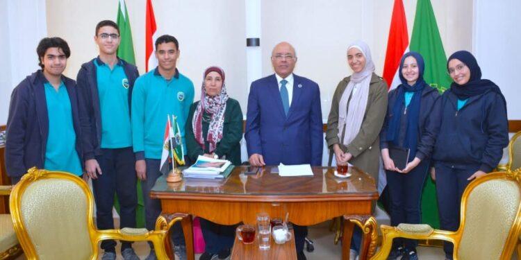 ابتكار طلابى بمدرسة الفيومى الخاصة يدمج التكنولوجيا لخدمة الصم والبكم