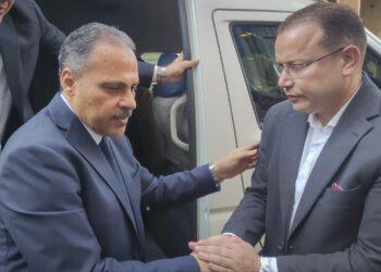 محافظ الشرقية يؤدي صلاة الجنازة ويقدّم واجب العزاء في وفاة والدة مدير عام الإدارة العامة لشؤون مكتب المحافظ