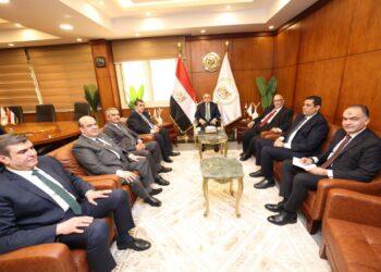 تطبيقا للعمل عن بُعد وزير العدل يباشر مهامه من مركز الدراسات ويلتقي نادي مجلس الدولة