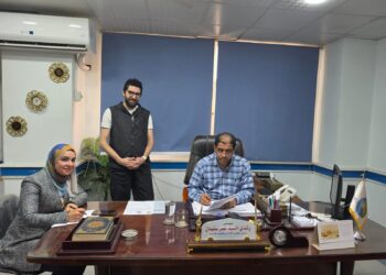 رئيس شركة مياه المنوفية يبحث مع نواب المحافظة طلبات المواطنين .