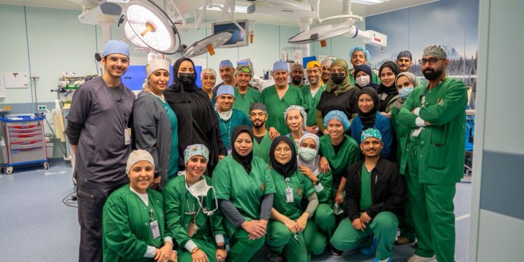 نجاح عملية عاجلة لفصل توأم ملتصق سعودي بعد عملية جراحية دقيقة استغرقت 6 ساعات ونصف