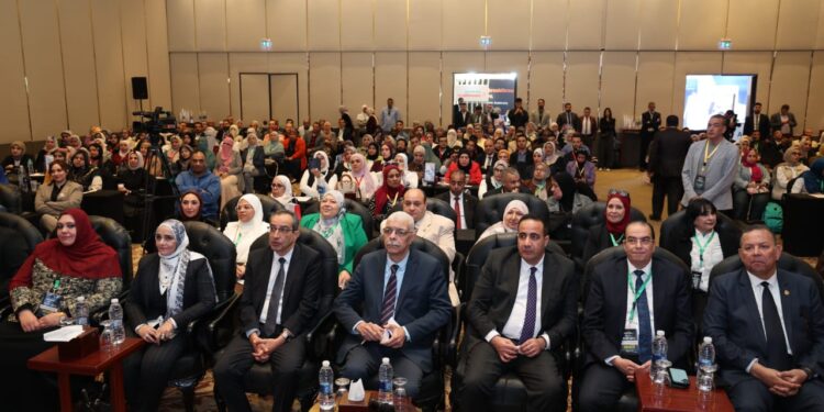 بمشاركة 12 قسمًا علميًا رئيس جامعة المنوفية يفتتح المؤتمر الدولي لمعهد الكبد القومي ويؤكد: اهمية التعليم الطبي المستمر في تطوير المنظومة الصحية