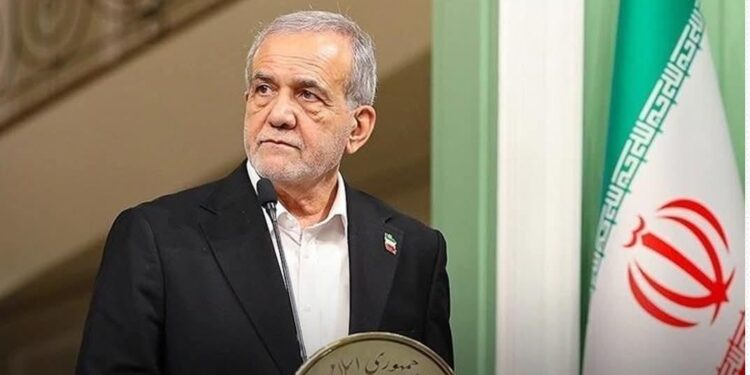 الرئيس الإيراني: لن نوسّع الحرب ونتمسك بحقنا المشروع في الدفاع عن النفس