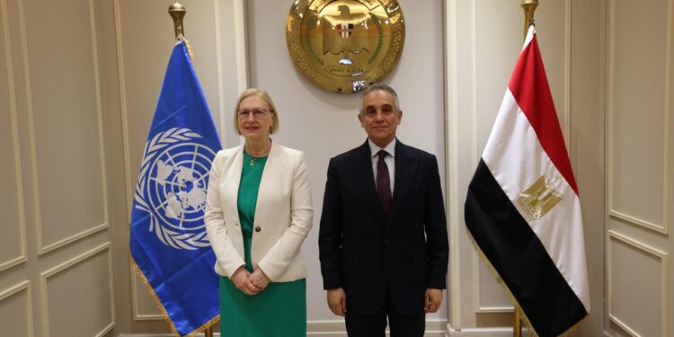 وزير العدل يبحث مع مساعد الأمين العام للأمم المتحدة لدعم بناء السلام سبل تعزيز التعاون في مجالات سيادة القانون