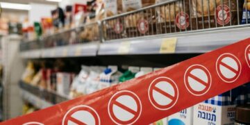 دعوات أوروبية لتقييد منتجات المستوطنات ومقترح إسباني لتعليق الشراكة مع إسرائيل