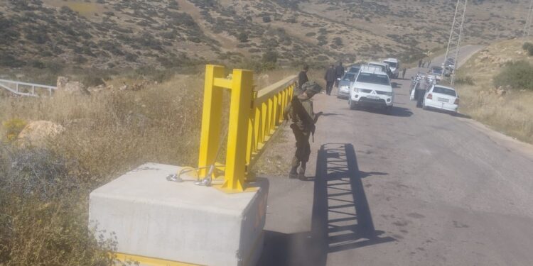 الاحتلال يمنع أكثر من 100 معلم من الوصول إلى مدارسهم في الأغوار الشمالية