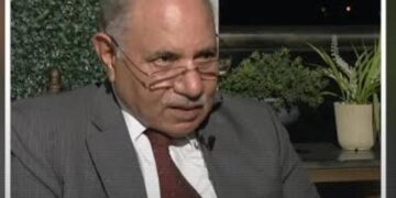 باكستان تمسك بخيط التهدئة الأخير.. الدبلوماسي السابق جويد حفيظ: واشنطن وطهران اختارتا إسلام آباد لأن المنطقة لم تعد تحتمل حربًا جديدة