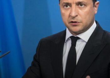 زيلينسكي يفتح النار على إسرائيل شراء المسروقات جريمة وموانئكم تستقبل حبوبًا نهبتها روسيا