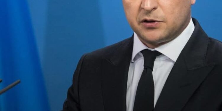 زيلينسكي يفتح النار على إسرائيل شراء المسروقات جريمة وموانئكم تستقبل حبوبًا نهبتها روسيا