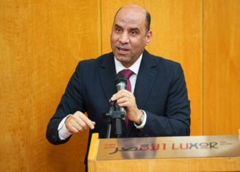 الوزير حسن رداد يستكمل جولاته في الصعيد لتوفير فرص جديدة للشباب