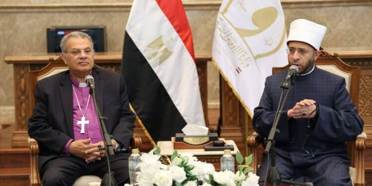 وزير الأوقاف يستقبل وفد الهيئة القبطية الإنجيلية بمسجد مصر الكبير للتهنئة بالأضحى المبارك