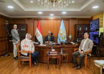 النائبه رانيا الشريف تشارك محافظ كفرالشيخ ونواب المحافظة في بحث عدد من الملفات الخدمية والتنموية