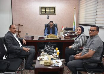 رئيس شركة مياه بالقليوبية يلتقي النائبة دنيا سيف لبحث ملفات مهمة مياه الشرب والصرف الصحي بالمحافظة