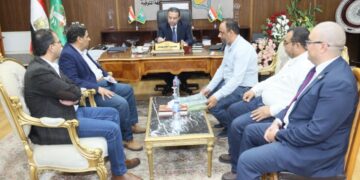 محافظ المنوفية يبحث شكاوى المواطنين ويوجه باستبعاد معلم بقرية سنجرج