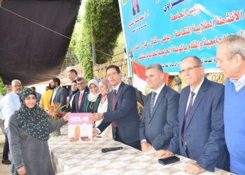رئيس جامعة بنها : حريصون علي توفير بيئة تعليمية آمنة ومستقرة لأبنائنا الطلاب