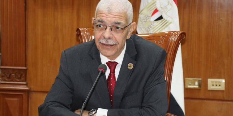 وفد طلابي من علوم المنوفية يزور المعامل الرئيسية لإدارة الحرب الكيميائية بالقوات المسلحة لتعزيز الخبرات التطبيقية