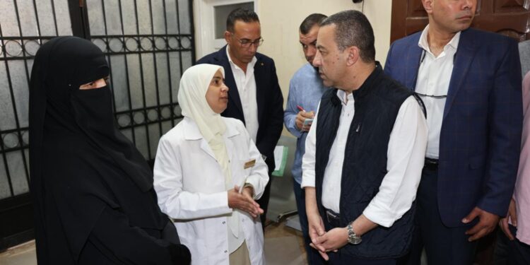 محافظ المنوفية يتفقد مستجدات الأعمال الإنشائية بمستشفى الشهداء الجديدة