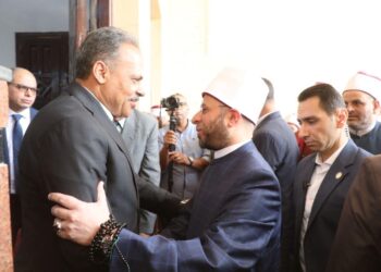وزير الأوقاف ومحافظ الشرقية ومفتي الجمهورية يؤدون صلاة الجمعة بمسجد الإمام الأكبر الدكتور عبد الحليم محمود شيخ الأزهر الأسبق بقرية السلام بمركز بلبيس