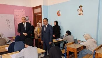 محافظ المنوفية يتفقد لجان امتحانات صفوف النقل الإبتدائية والإعدادية والثانوية
