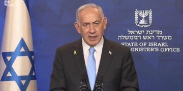 نتنياهو يُلغي جلسة محاكمته ويتجه إلى غرفة عمليات البحرية لمتابعة اعتراض “أسطول الصمود”
