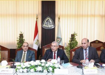 مجلس جامعة الزقازيق يُهنِّئ القيادة السياسية بعيد الأضحى المبارك ويُقرُّ حزمة قرارات لتعزيز الرعاية الصحية