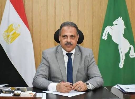 المهندس حازم الأشموني محافظ الشرقية يعلن عن صرف منحتين للعمالة غير المنتظمة بقيمة ٣٠٠٠ جنيهاً لكل عامل من خلال مكاتب البريد بإجمالي ٣٢ مليون و٣٥٨ ألف جنيهاً