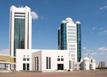 أقر البرلمان القانون الدستوري بشأن رئيس كازاخستان
