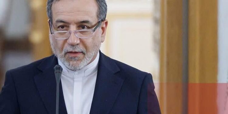 طهران: لا نهتم بالتهديدات.. وكل خطوة عدوانية ستواجه برد إيراني