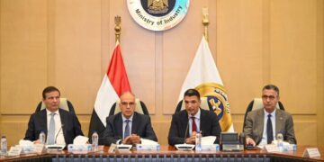 4 وزارات تشكل لجنة لإدارة البصمة المائية بالصناعات الغذائية وترشيد استهلاك المياه