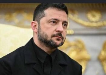 زيلينسكي يقول إنه مستعد لإجراء محادثات مباشرة مع بوتين لإنهاء الحرب