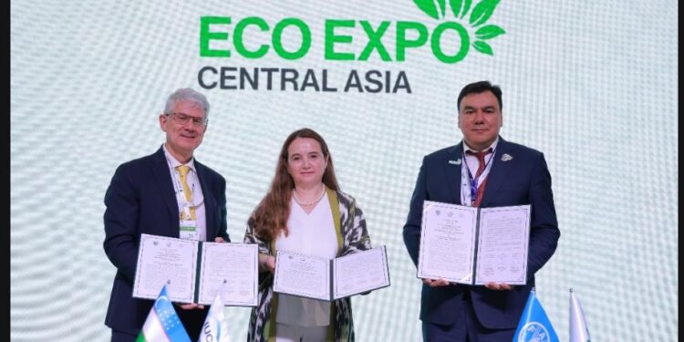 أوزبكستان تقود جهود الدبلوماسية البيئية بتوقيع اتفاقيات جديدة بشأن السلامة البيولوجية والأمن المائي