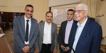 رئيس جامعة المنوفية يتفقد لجان امتحانات الفصل الدراسي الثاني بكلية العلوم