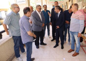 محافظ المنوفية يُحيل مديري إدارة بركة السبع ومدرسة عمرو البدري للتحقيق
