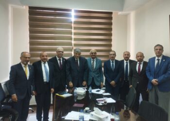 رئيس جامعة المنوفية يشارك في الاجتماع الثاني للجنة إعداد رؤية تطوير التعليم والتدريب الطبي ووضع استراتيجية شاملة لرفع كوادر القطاع الصحى