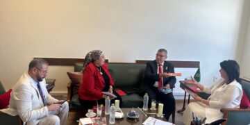 فنزويلا وجامعة الدول العربية تعززان التعاون وتؤكدان دعمهما للقضية الفلسطينية