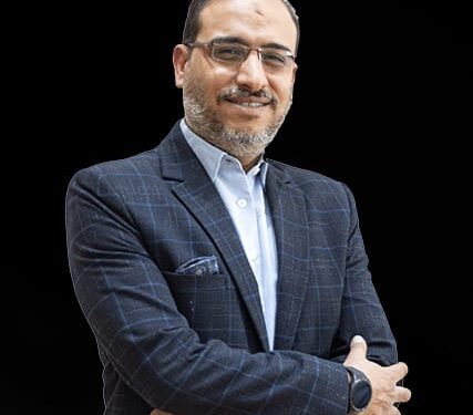 في حوار خاص.. أ.د/ ياسر بدران يكشف أحدث التطورات في جراحات الذكورة وزراعة الدعامات