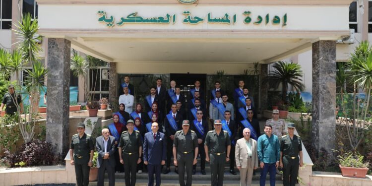 جامعة بنها تنظم زيارة ميدانية لطلابها لإدارة المساحة العسكرية لتعزيز الوعي بالمشروعات القومية