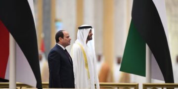الرئيس السيسي يبحث مع نظيره الإماراتي سبل دفع وتعزيز العلاقات الثنائية