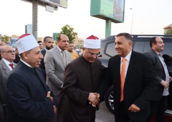 محافظ القليوبية يشهد احتفالية مديرية الأوقاف بمناسبة رأس السنة الهجرية بمسجد الإمام أبو حنيفة بمدينة العبور
