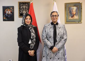 رئيسة القومي للمرأة تستقبل المديرة التنفيذية لمنظمة تنمية المرأة التابعة لمنظمة التعاون الإسلامي